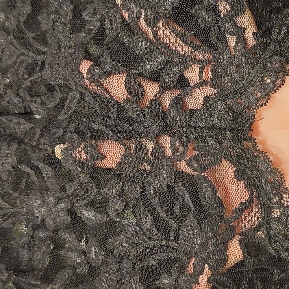 Moda International Elegant Black Lace Dress - Picture 17 of 17